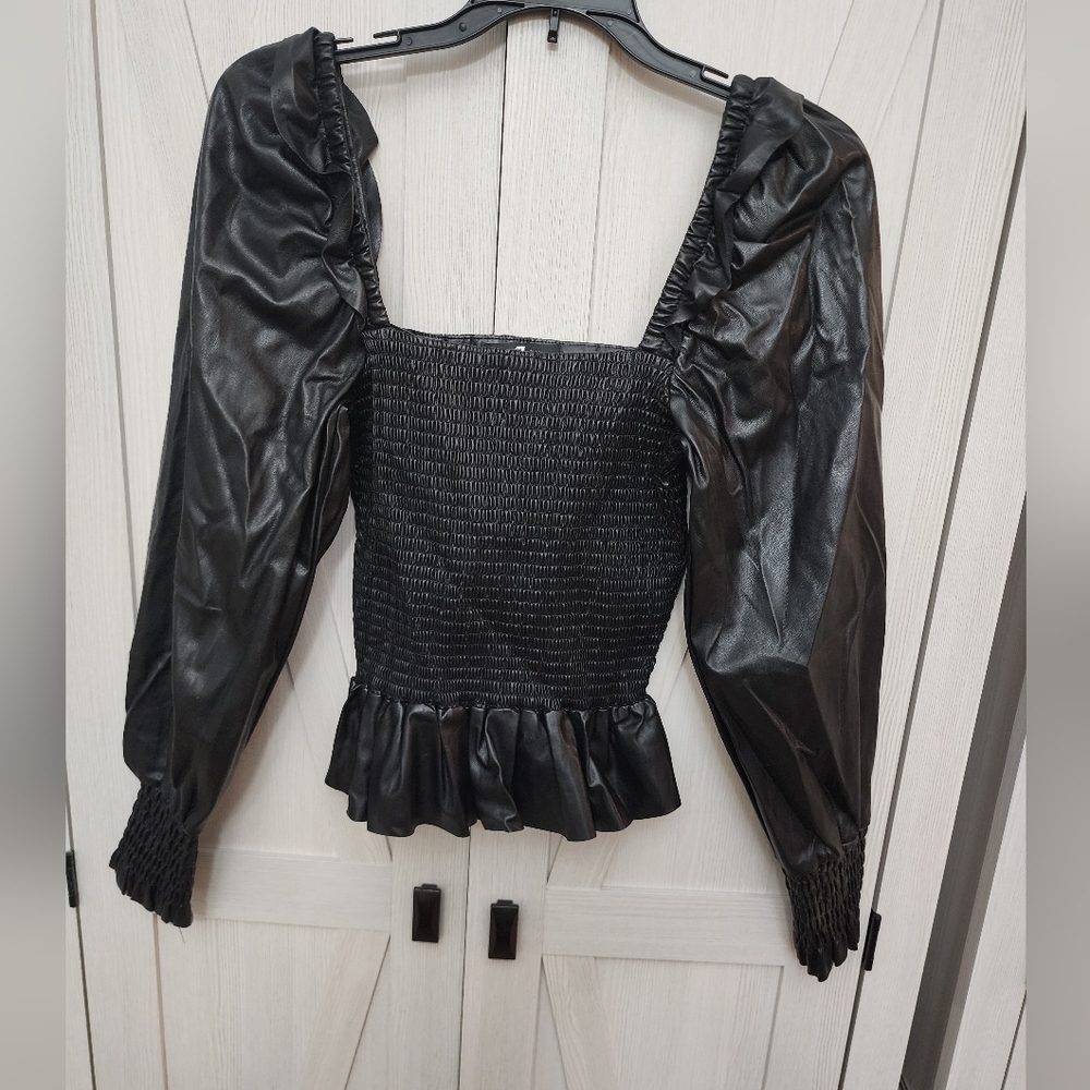 Size Small 7 For All Mankind Crop Top - Picture 1 of 8